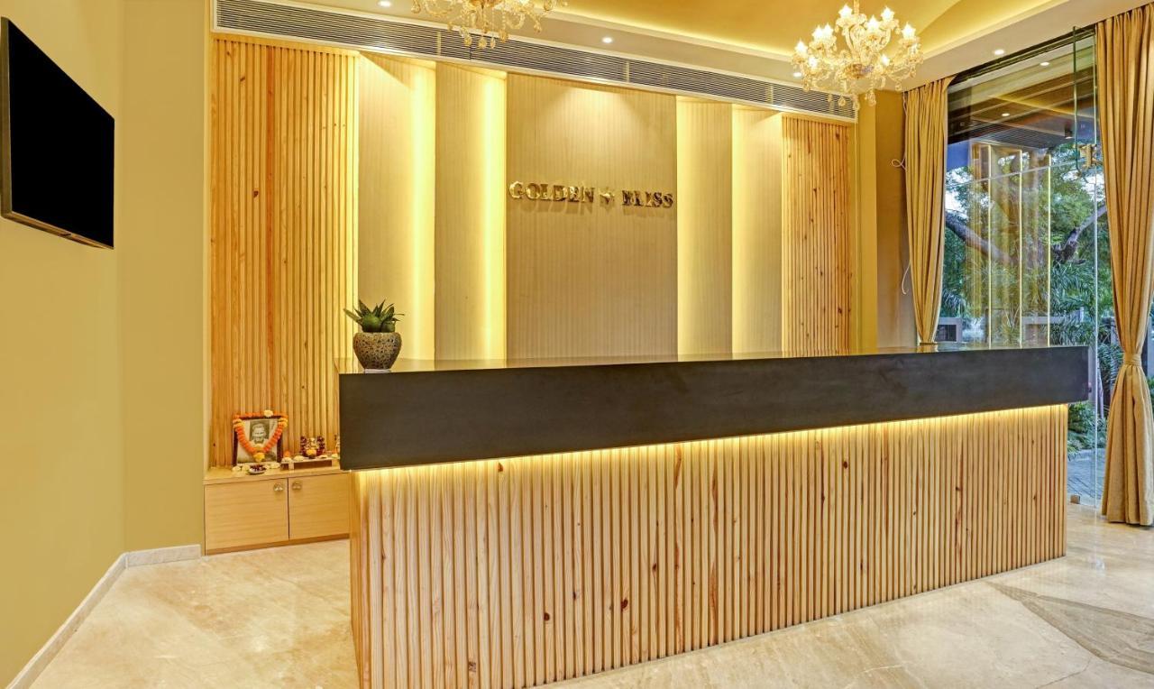 Treebo Premium Golden Bliss Trimurti Nagar Square Nagpur Eksteriør bilde