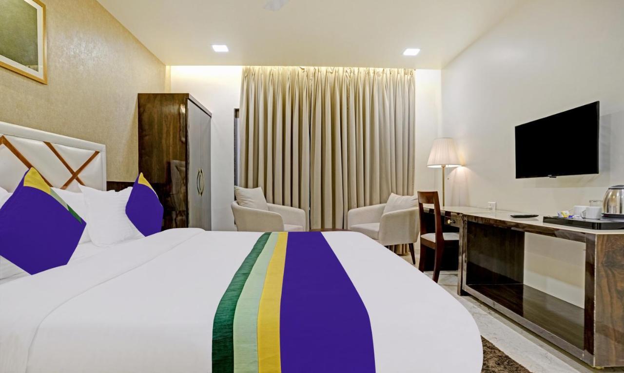 Treebo Premium Golden Bliss Trimurti Nagar Square Nagpur Eksteriør bilde